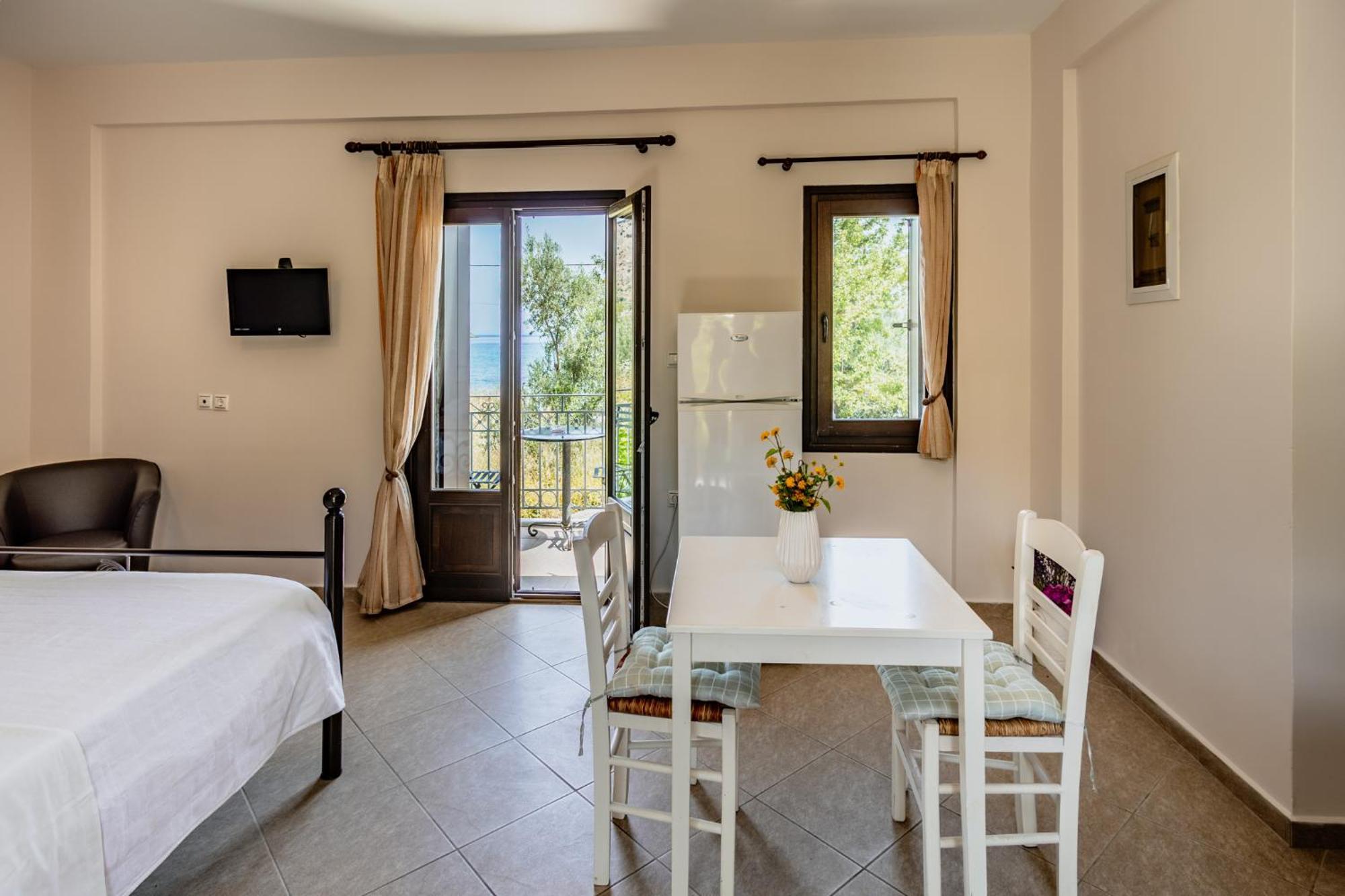 Appartement Xenios Kotronas Extérieur photo