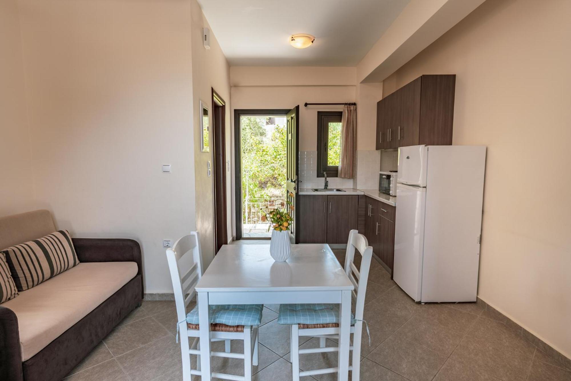 Appartement Xenios Kotronas Extérieur photo